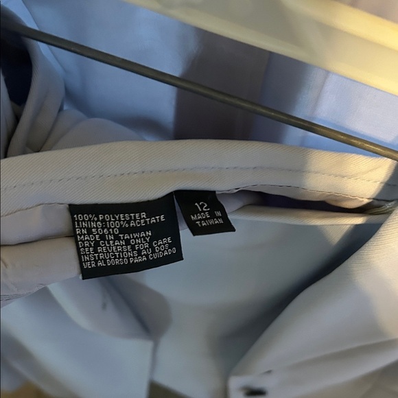 Le Suit Cream Blazer & Suit Skirt - Picture 5 of 6